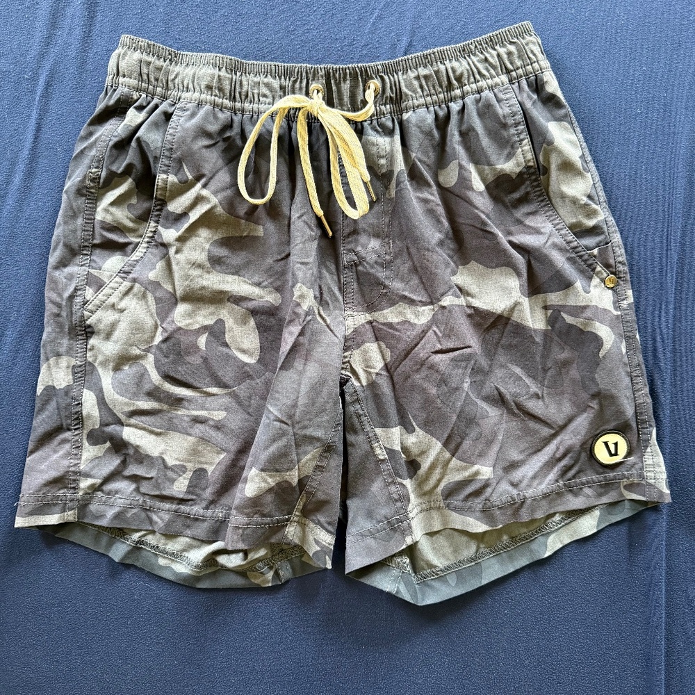 Vuori Camo shorts